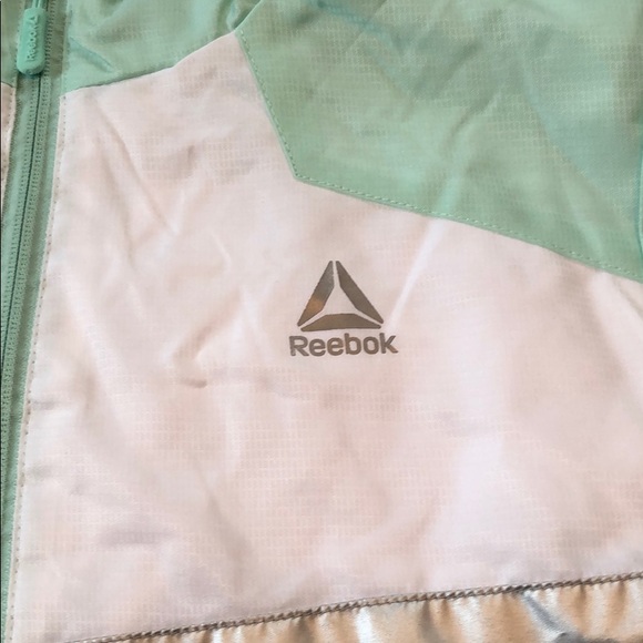 NWT Women’s Reebok Fleece Lined Windbreaker Jacket - Picture 7 of 13